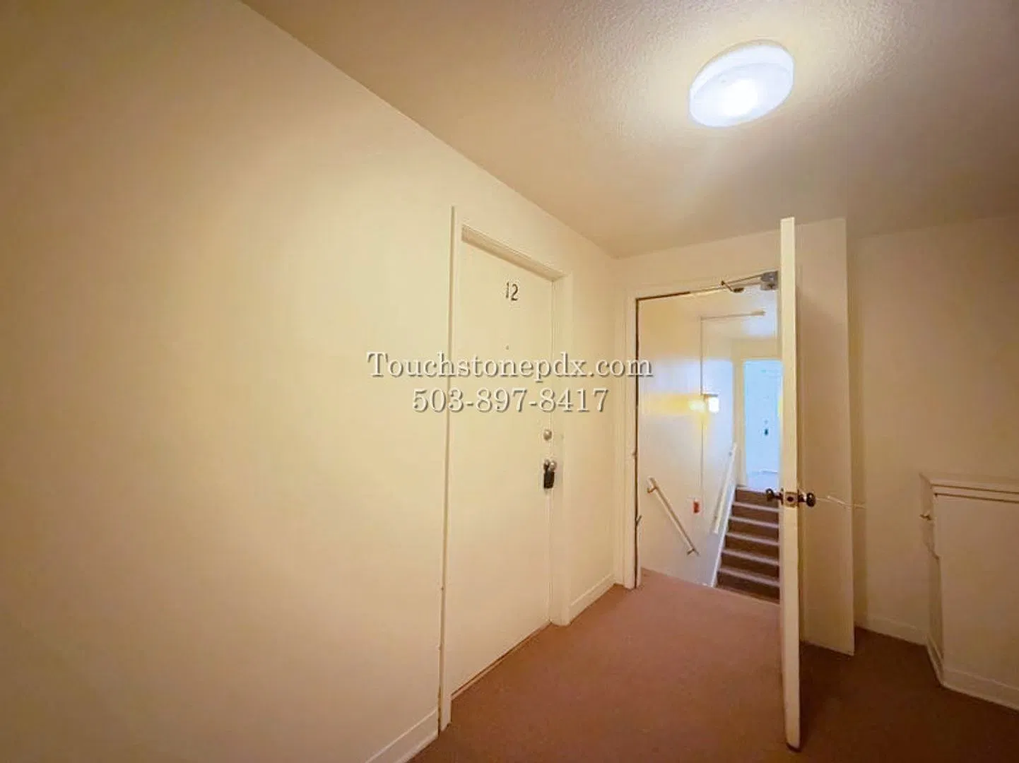 Valley View Apartments — Photo 4