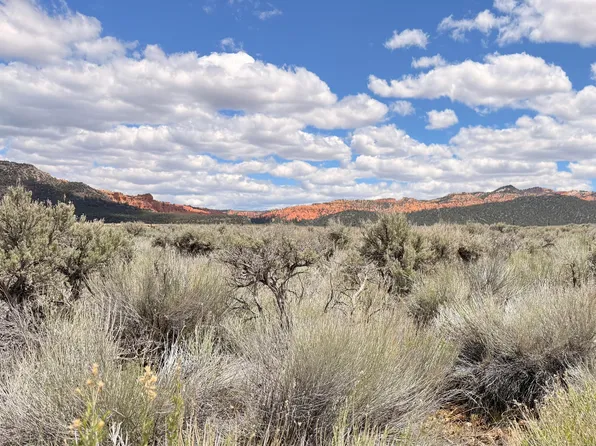 4323 S Scenic Dr, Panguitch, UT 84759