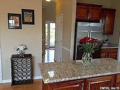 6407 Tulipwood Ln — Photo 3
