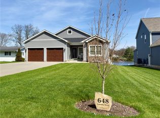 648 Latonka Dr, Mercer, PA 16137