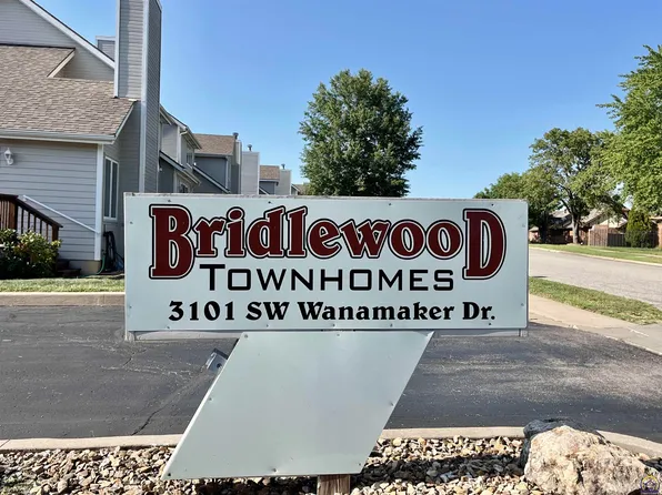 3101 SW Wanamaker Dr APT 32, Topeka, KS 66614