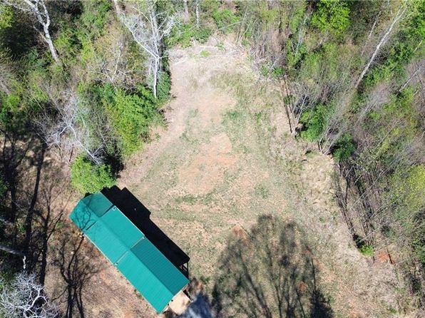 1136 Bauguess Mill Rd, Traphill, NC 28685