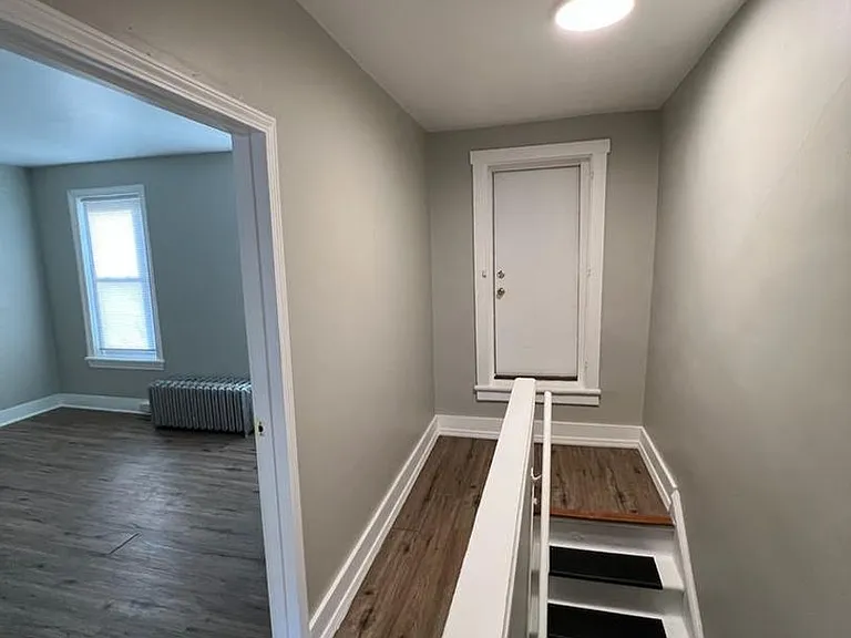 522 N 10th St — Photo 11
