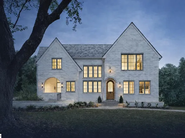 142 Sunset Dr, Greenville, SC 29605