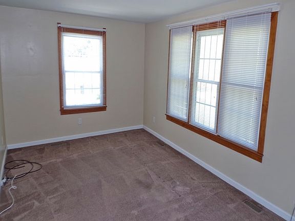 4th image of 1909 Wolfe Hollow Pl