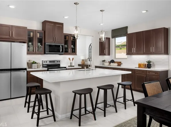 29430 Encelia Ln, Winchester, CA 92596