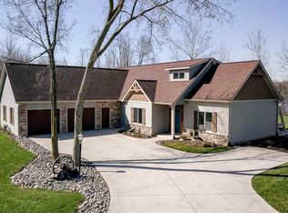 1512 Brookview Blvd, Kendallville, IN