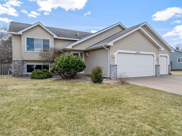 12331 Zea St NW, Coon Rapids, MN 55433