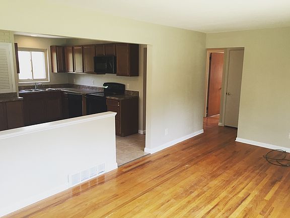 Living Room & Kitchen