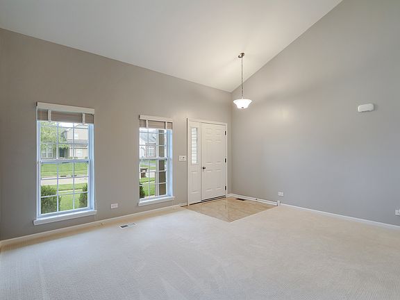 3rd image of 2154 Greenview Dr