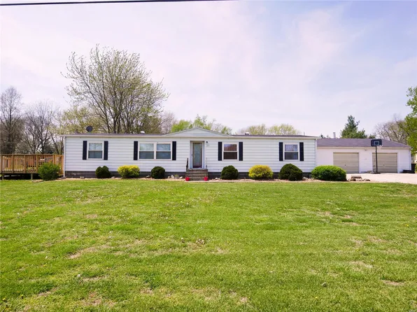 235 Jamestown Rd, Pocahontas, IL 62275