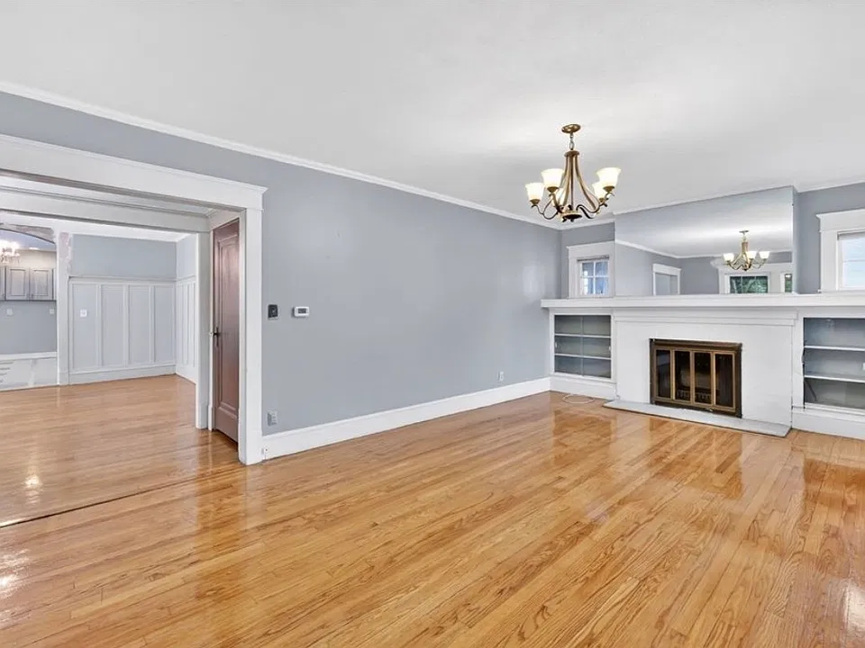 850-852 Sumner Ave #1