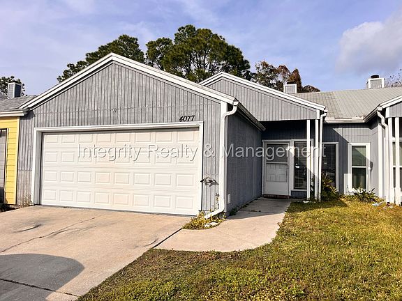 2nd image of 4077 Laurelwood Dr