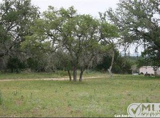 2240 River Bluff Cir, Pipe Creek, TX 78063