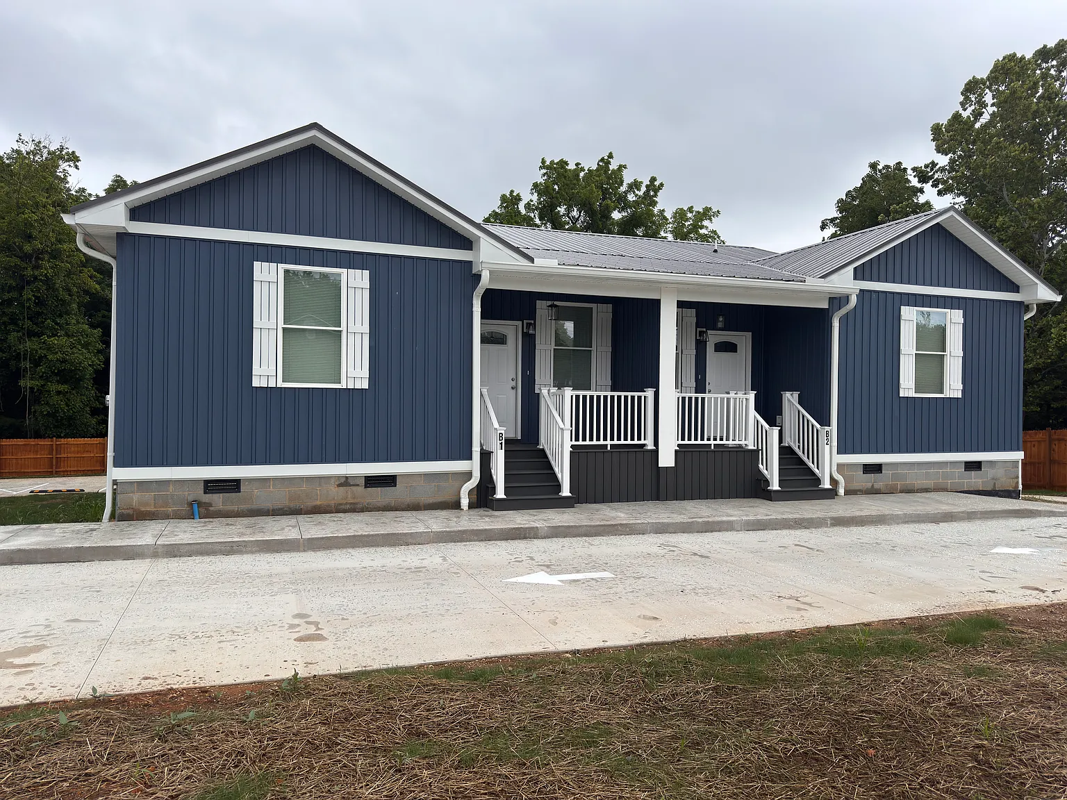 3 bed, 1430 sqft, $2,000 — Photo 1
