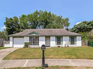 5250 Castlecreek Ln, Houston, TX 77053