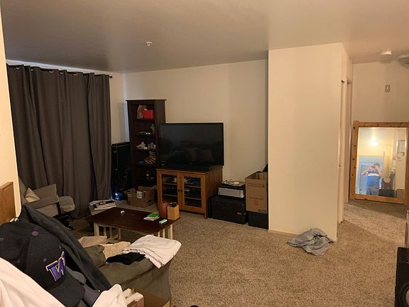 4th image of 7345 NE 175th St #105