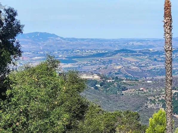Sage Hill Way, Escondido, CA 92026