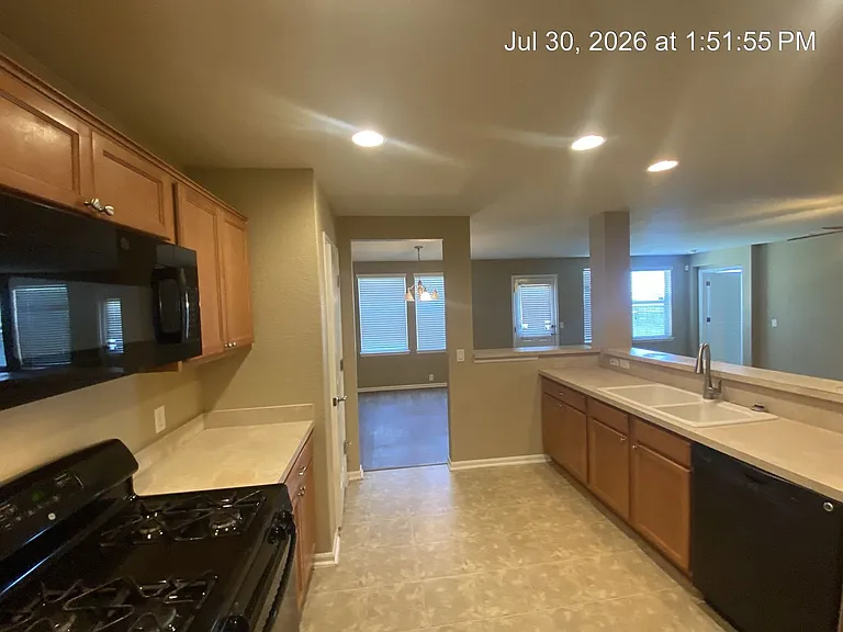 2610 Amethyst Dr — Photo 5