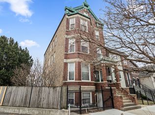 3517 W Wolfram St APT 3, Chicago, IL 60618