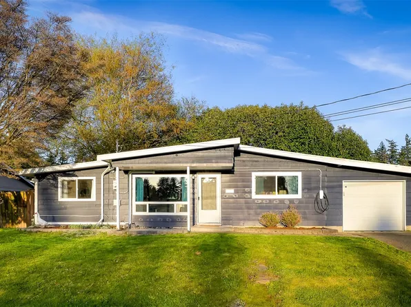 308 N Hawthorne Street, Burlington, WA 98233