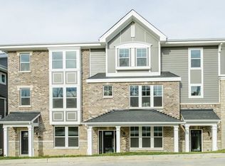 11255 Talamore Cir, Saint Louis, MO 63131