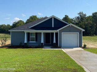 465 Walters Run Dr, Raeford, NC 28376