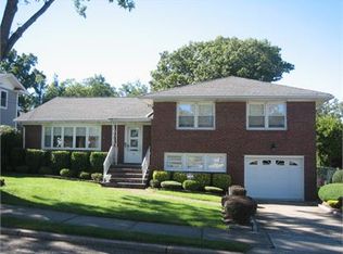 5 Van Riper Pl, Nutley, NJ 07110