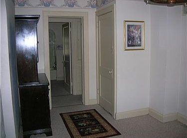 5th image of 148 Fairmont Dr