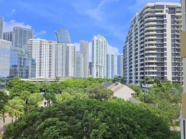 770 Claughton Island Dr APT 602, Miami, FL 33131