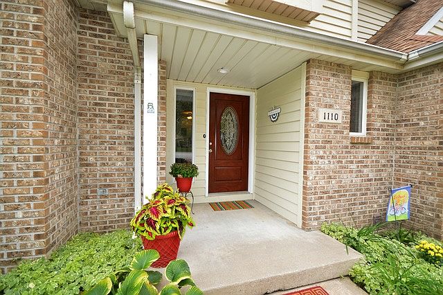 2nd image of 1110 Ravinia Ct