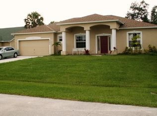 2290 SW Picture Ter, Port Saint Lucie, FL 34953