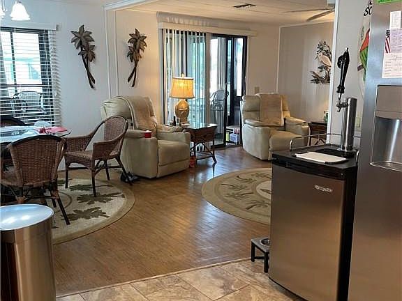 4th image of 2980 Longview Ln