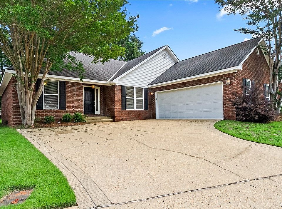 1st image of 1510 Plantation Ln