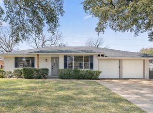 3138 Touraine Dr, Dallas, TX 75211