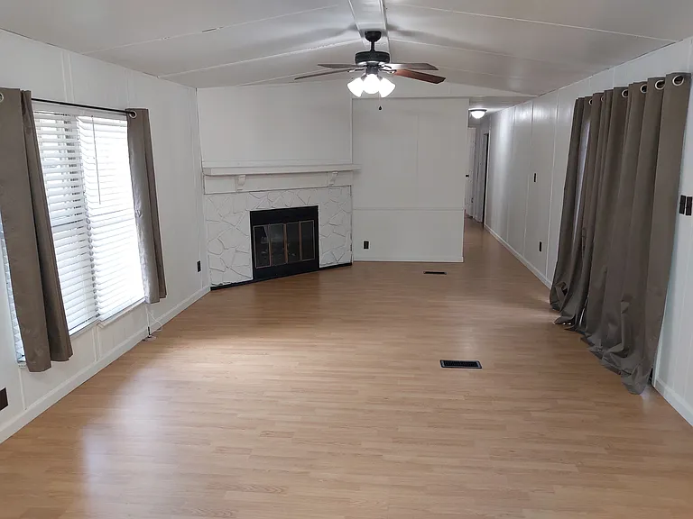 475 S Merchant St #1 — Photo 7