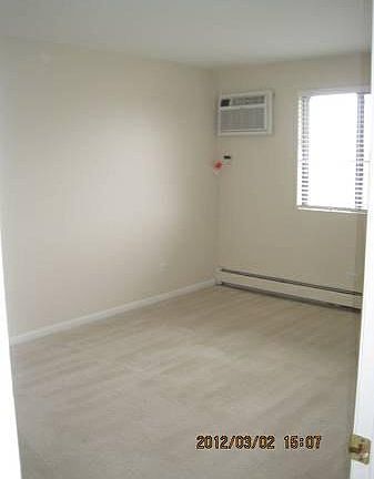 2nd image of 7 Echo Ct APT 9