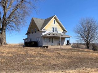 16738 374th Ave, Bellevue, IA 52031