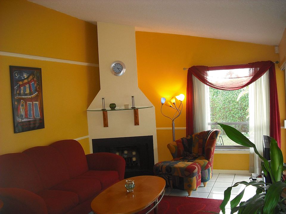 1st image of 331 SW 83rd Ave