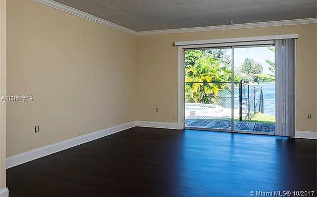 1st image of 4112 SW 61st Ave #13