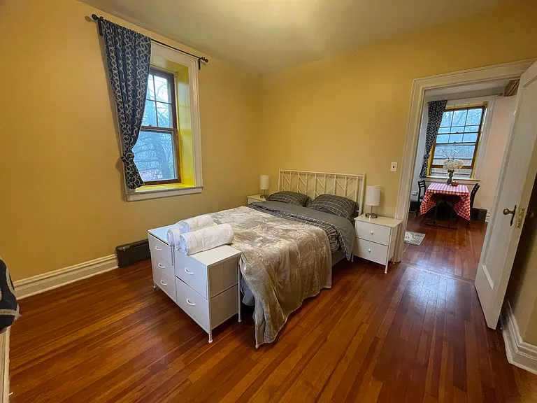11 Highview Pl — Photo 5