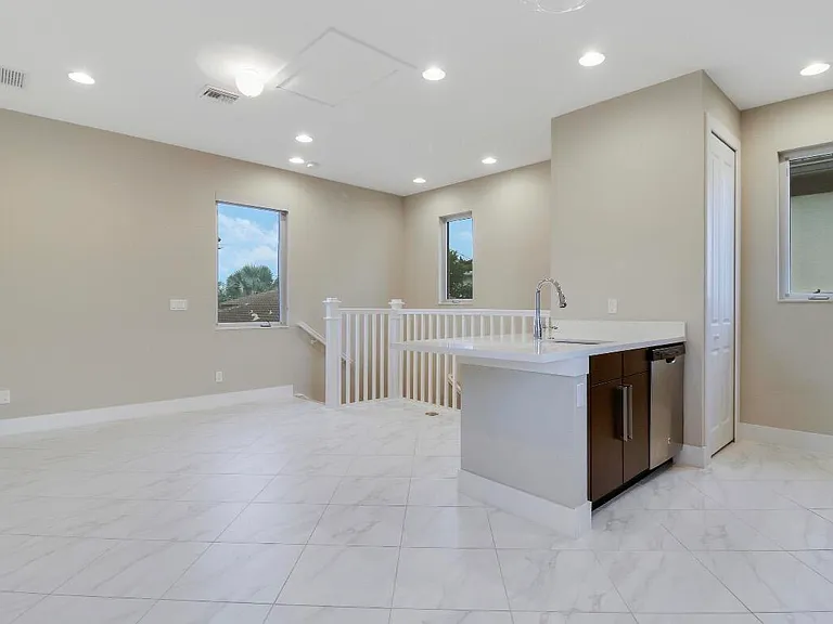 5029 Grandiflora Rd — Photo 48