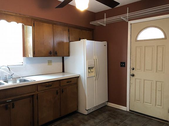 4th image of 504 E 59th St