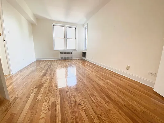 Rented by Papp Realty | media 5