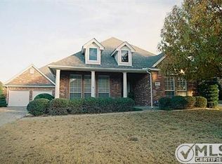 7017 Brierhollow Ct, Fort Worth, TX 76132