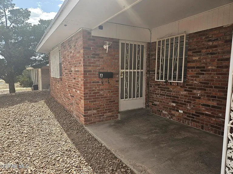 6832 Escondido Dr #A — Photo 2