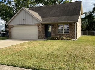 4105 Oxmoor Rd, Evansville, IN 47715