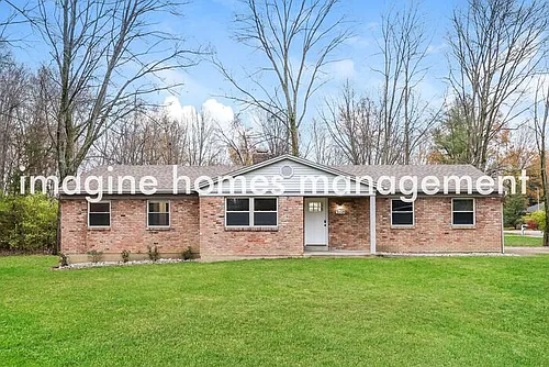 3698 Oakwood Dr Photo 1