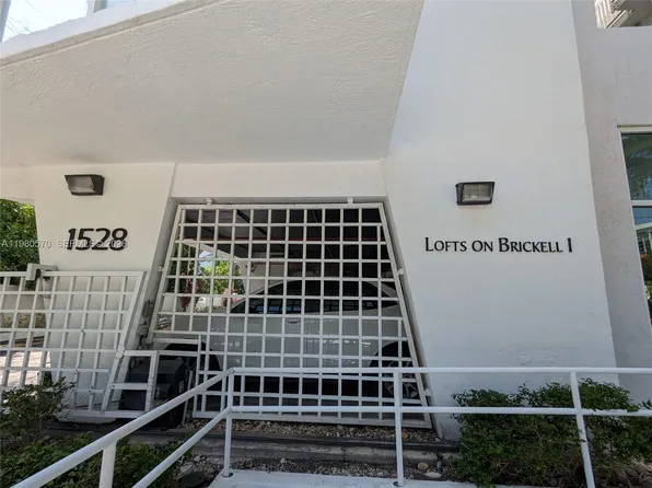 1528 Brickell Ave, Miami, FL