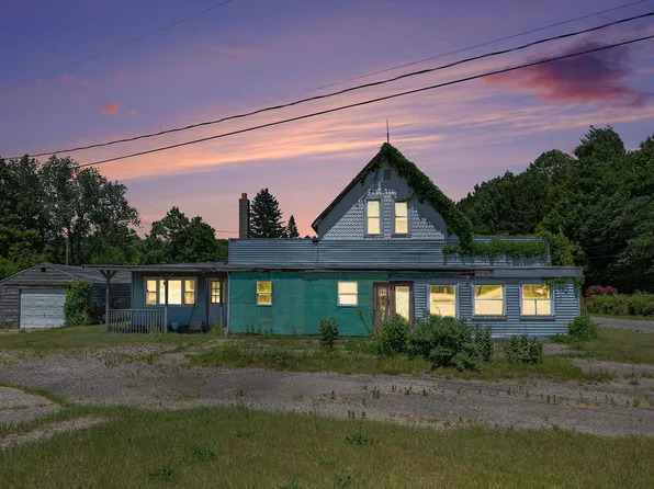 68022 M 43, South Haven, MI 49090